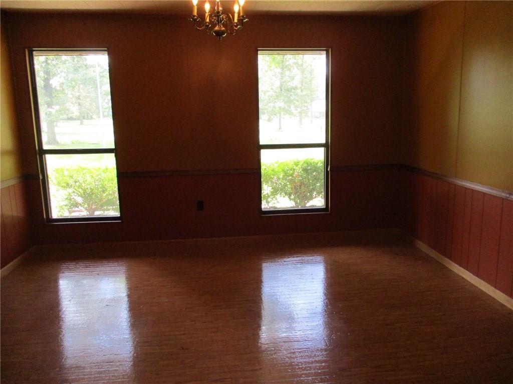 181 Robin Hood Road Dry Prong, LA 71423 - Photo 5 of 17 Gallery Image 5