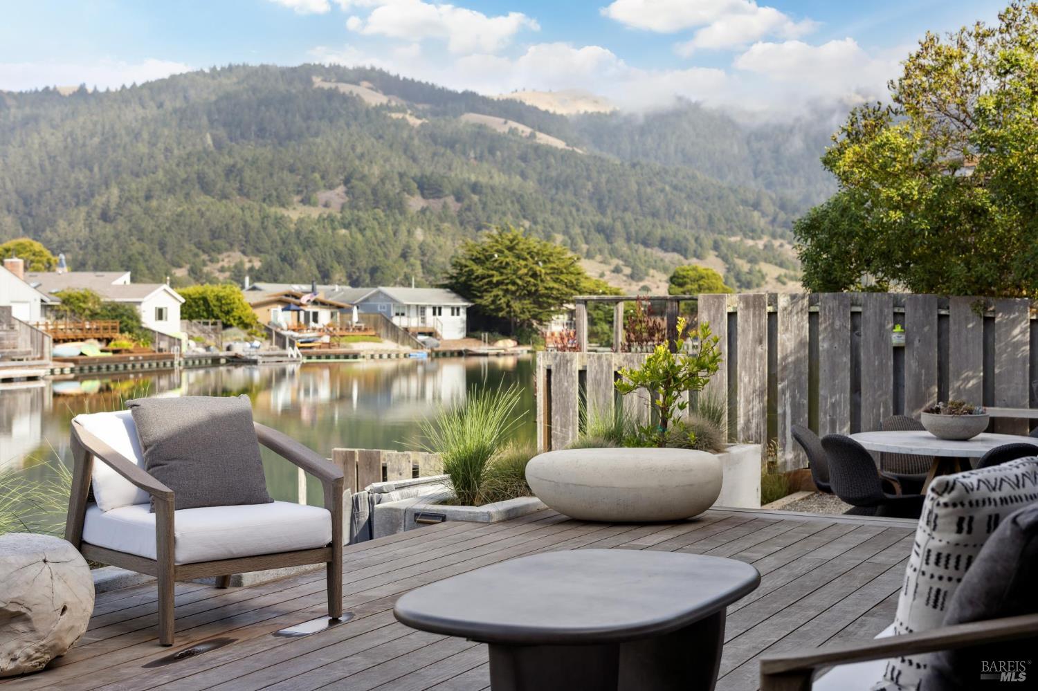 297 Seadrift Road Stinson Beach, CA 94970 - Photo 44 of 68 a view of a chairs and table in the patio