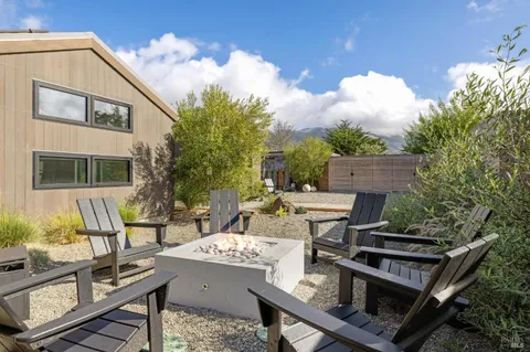$6,150,000 | 297 Seadrift Road, Stinson Beach, CA 94970