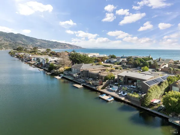 $6,150,000 | 297 Seadrift Road, Stinson Beach, CA 94970