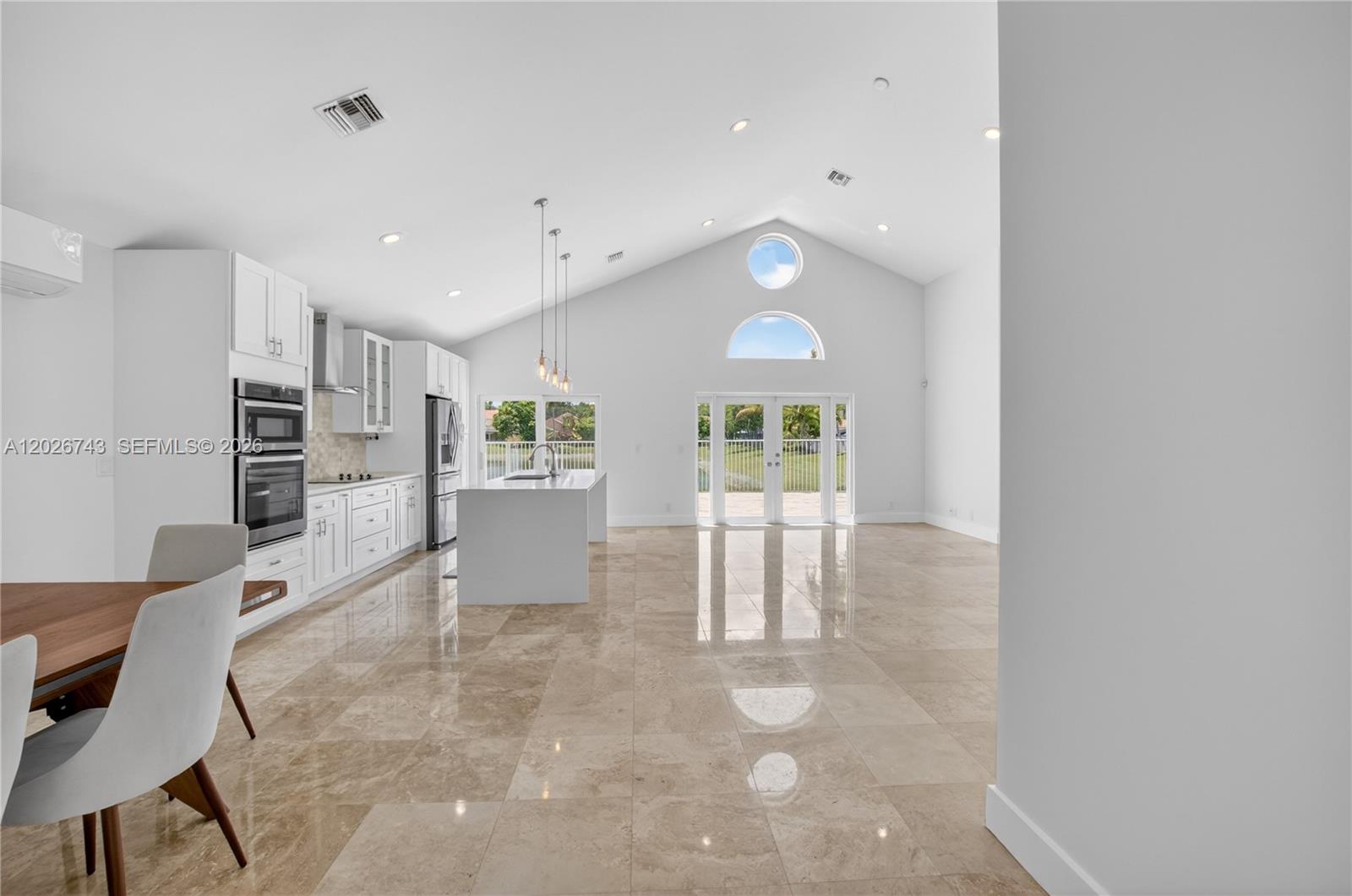 9646 Vía Emilie Boca Raton, FL 33428 - Photo 5 of 58