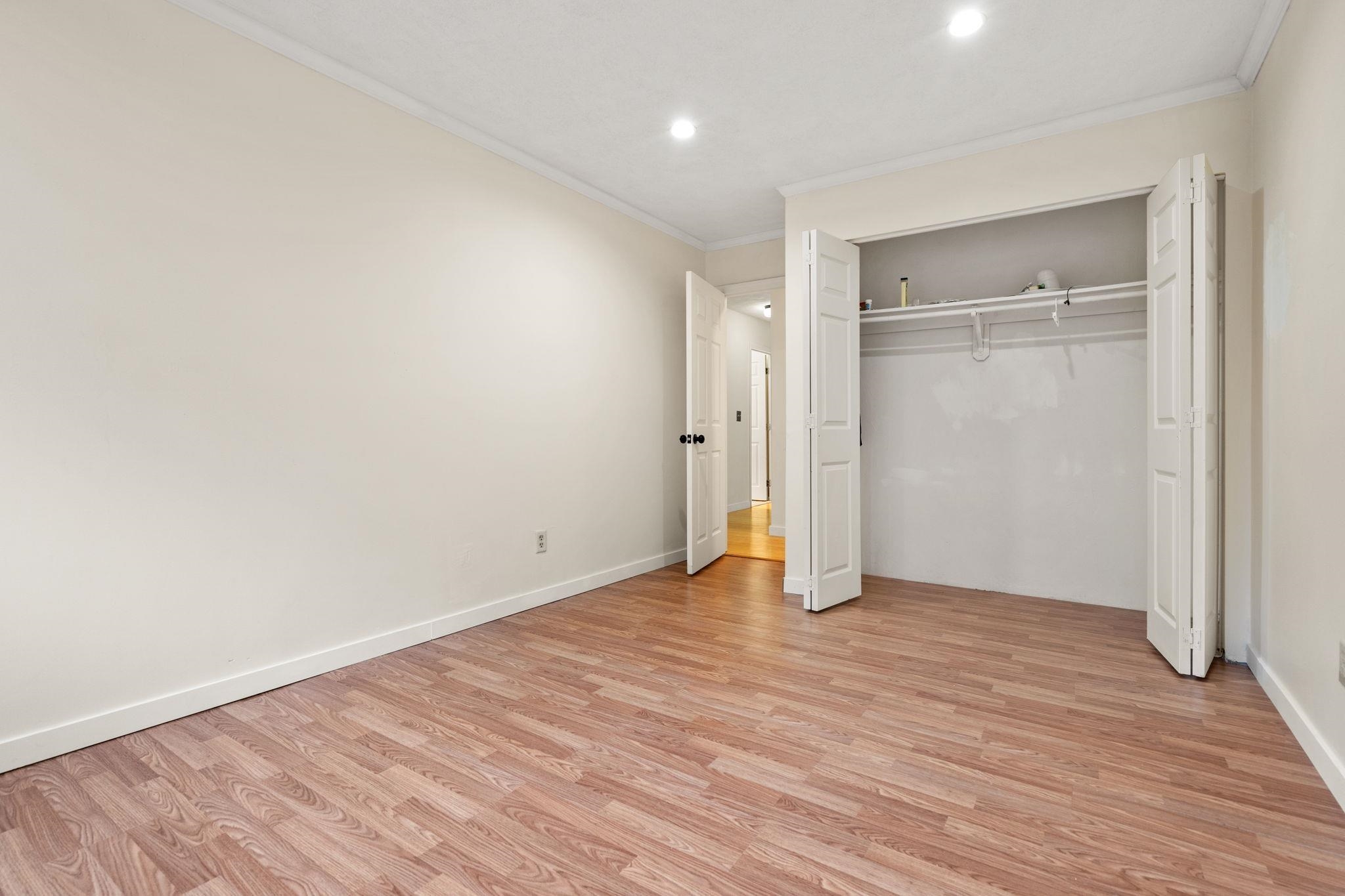 310 Brook Village Road, Unit 41 Nashua, NH 03062 - Photo 15 of 21