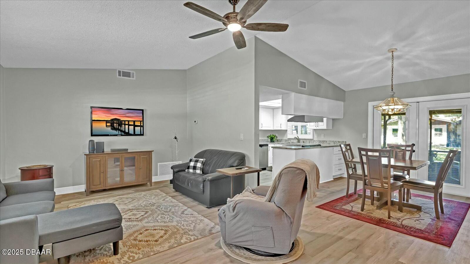 786 Bennett Road South Daytona, FL 32119 - Photo 3 of 22 tempImage7RkedF