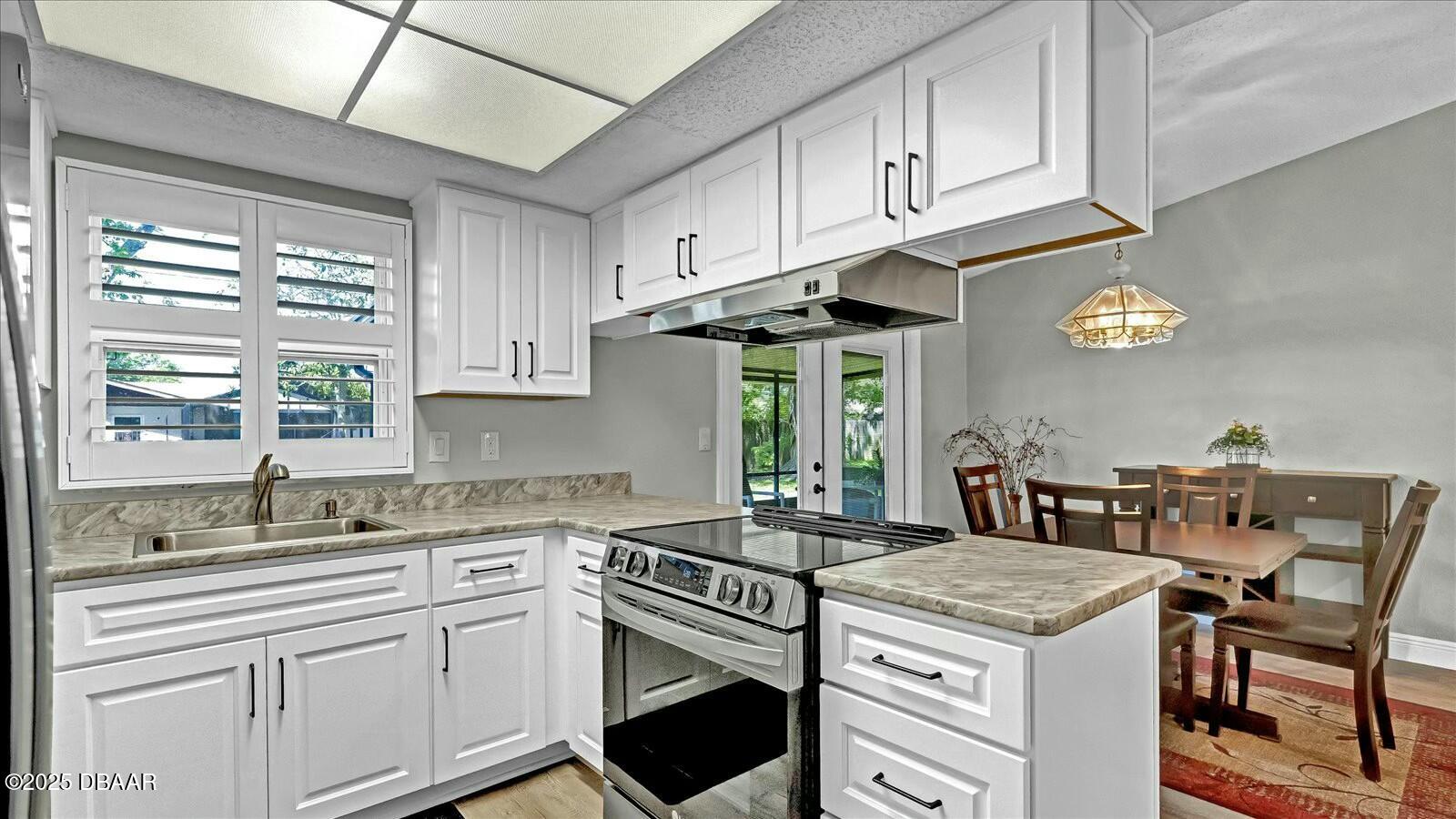 786 Bennett Road South Daytona, FL 32119 - Photo 8 of 22 tempImageQvtWh0