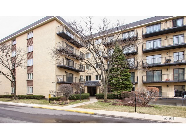 8600 North Waukegan Road, Unit 403E Morton Grove, IL 60053 - Photo 1 of 10