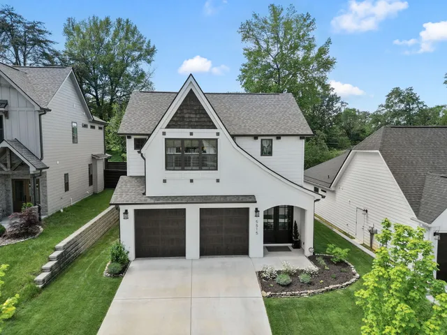 $685,000 | 5515 Acadia Drive, Chattanooga, TN 37415