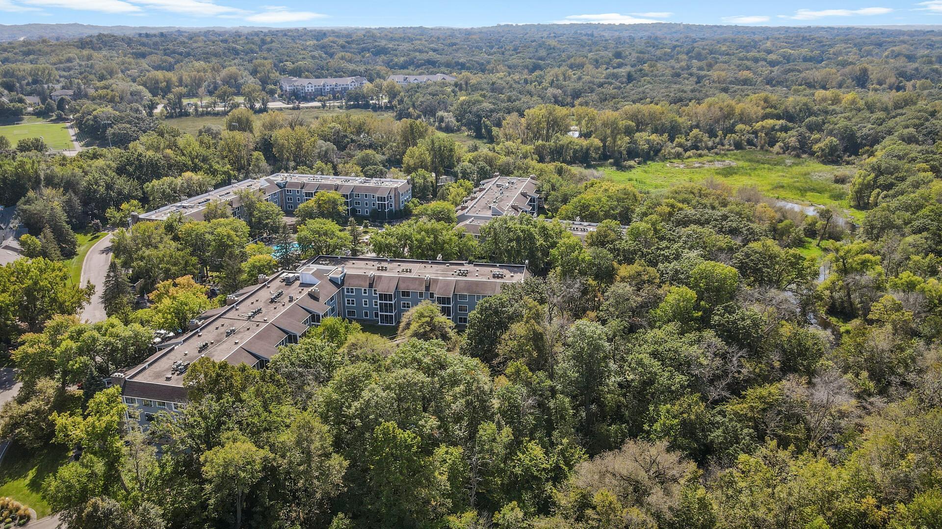 3020 St Albans Mill Road, Unit 105 Hopkins, MN 55305 - Photo 7 of 10