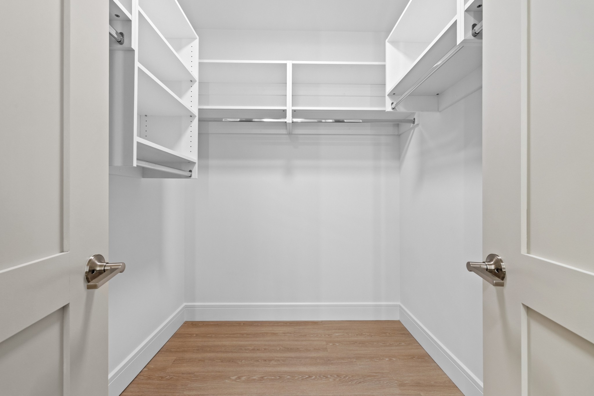 930 Commerce Street, Unit 508 Nashville, TN 37203 - Photo 24 of 65 wooden floor in an empty room