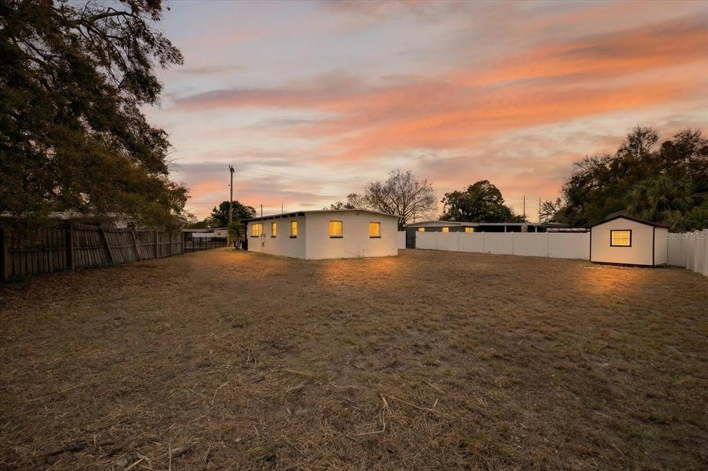 5901 South Coolidge Avenue Tampa, FL 33616 - Photo 38 of 47 a view of a city street with a building in the background