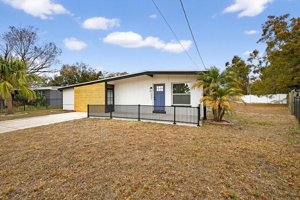 5901 South Coolidge Avenue Tampa, FL 33616 - Photo 6 of 47