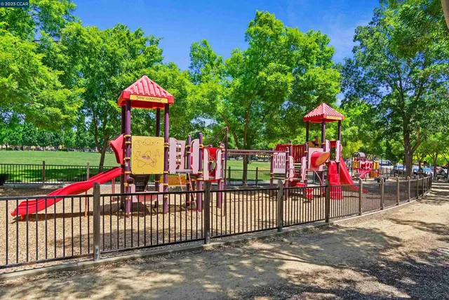 $859,000 | 3240 Maguire Way, Unit 401, Dublin, CA 94568