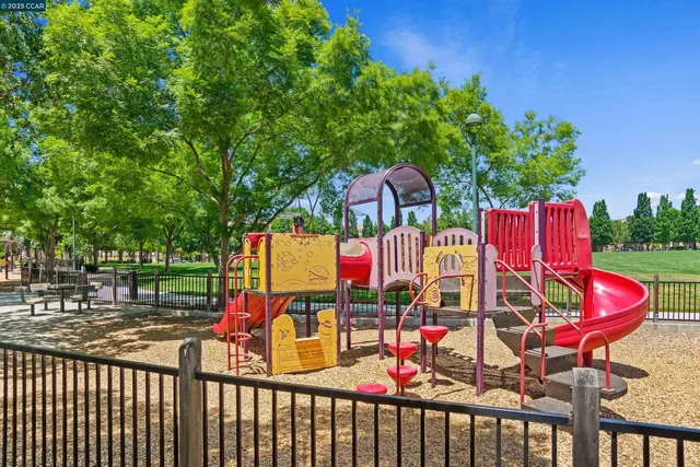 $859,000 | 3240 Maguire Way, Unit 401, Dublin, CA 94568