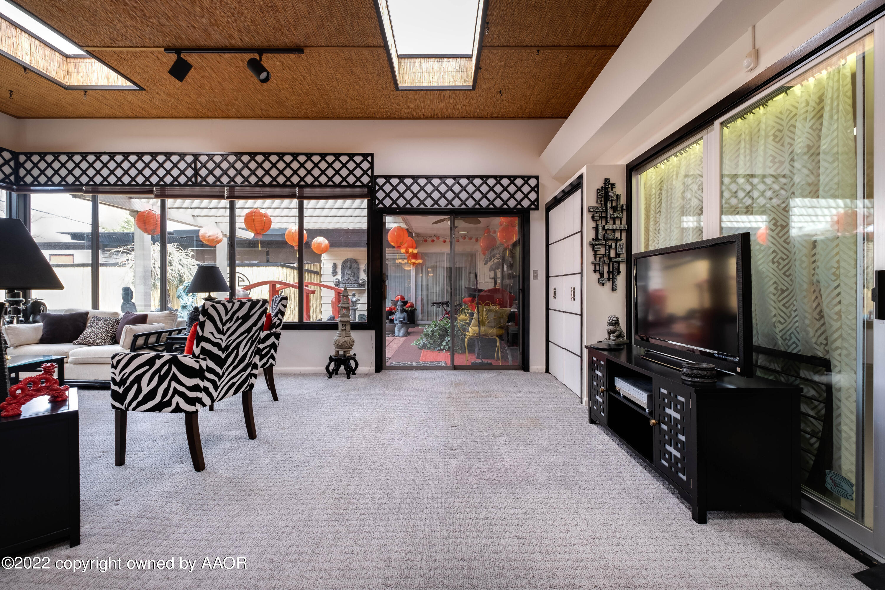 6016 Dreyfuss Road Amarillo, TX 79106 - Photo 61 of 91 Sunroom3