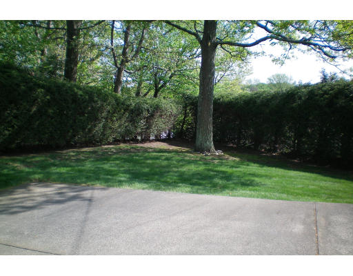 5 Blueview Road Boston, MA 02132 - Photo 3 of 8 Gallery Image 3