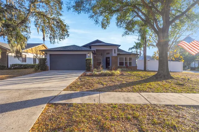 $429,500 | 2558 Brimhollow Drive, Valrico, FL 33596