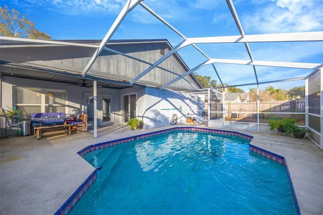 $429,000 | 2558 Brimhollow Drive, Valrico, FL 33596