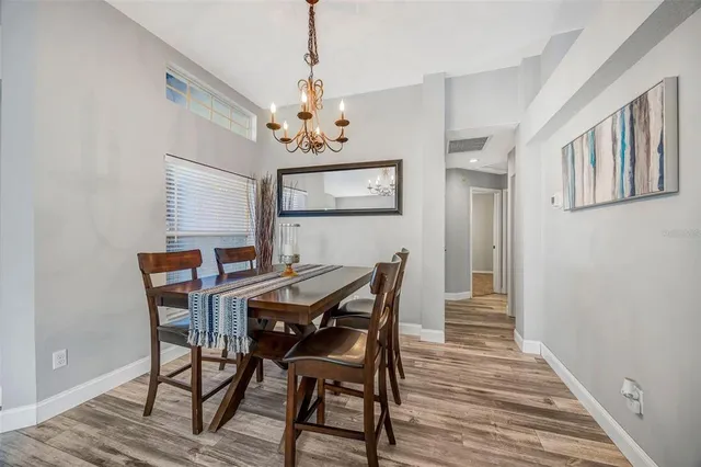 $429,000 | 2558 Brimhollow Drive, Valrico, FL 33596