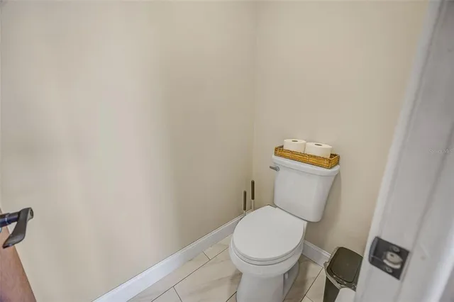 $429,000 | 2558 Brimhollow Drive, Valrico, FL 33596