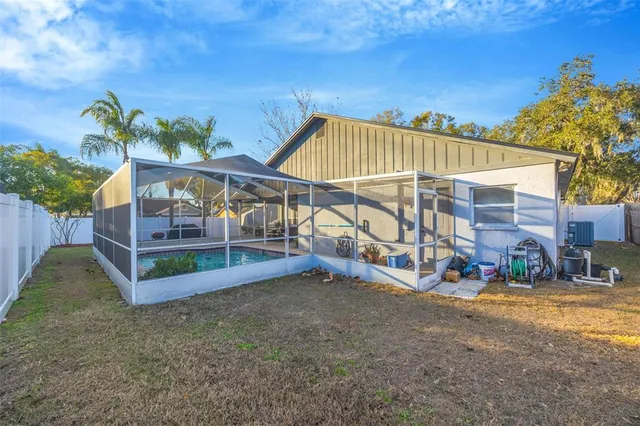 $429,000 | 2558 Brimhollow Drive, Valrico, FL 33596