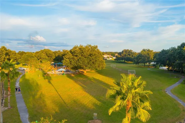 $429,000 | 2558 Brimhollow Drive, Valrico, FL 33596