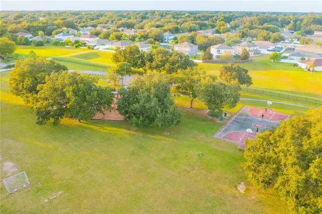 $429,000 | 2558 Brimhollow Drive, Valrico, FL 33596