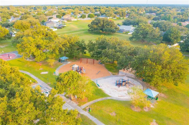 $429,000 | 2558 Brimhollow Drive, Valrico, FL 33596