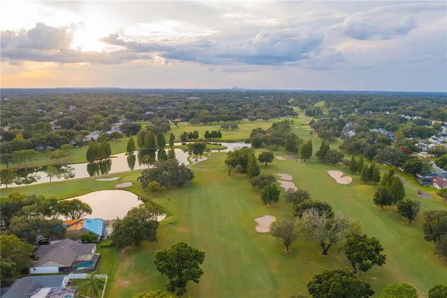 $429,000 | 2558 Brimhollow Drive, Valrico, FL 33596