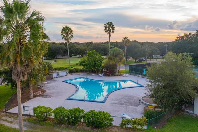 $429,000 | 2558 Brimhollow Drive, Valrico, FL 33596