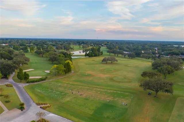 $429,000 | 2558 Brimhollow Drive, Valrico, FL 33596