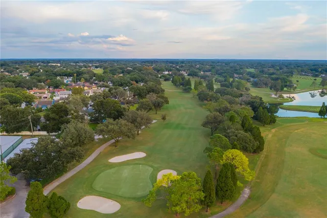 $429,000 | 2558 Brimhollow Drive, Valrico, FL 33596