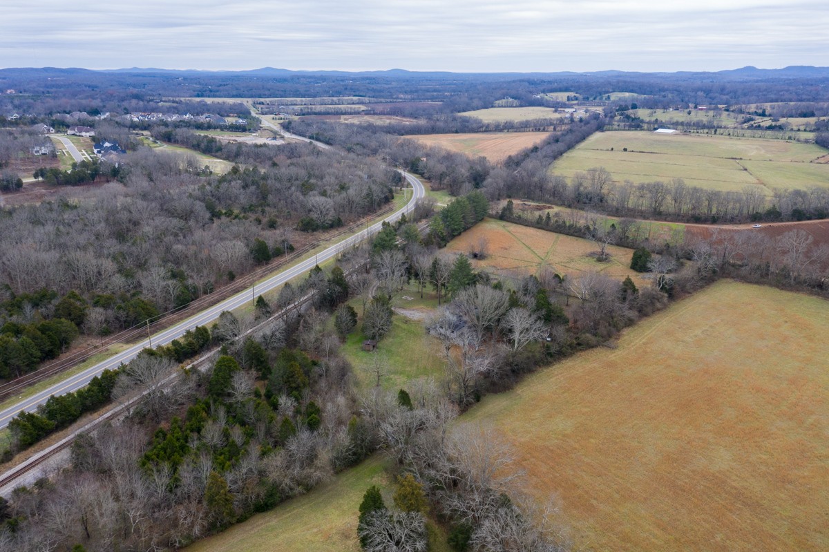 6455 Cox Road College Grove, TN 37046 - Photo 27 of 29 Gallery Image 27