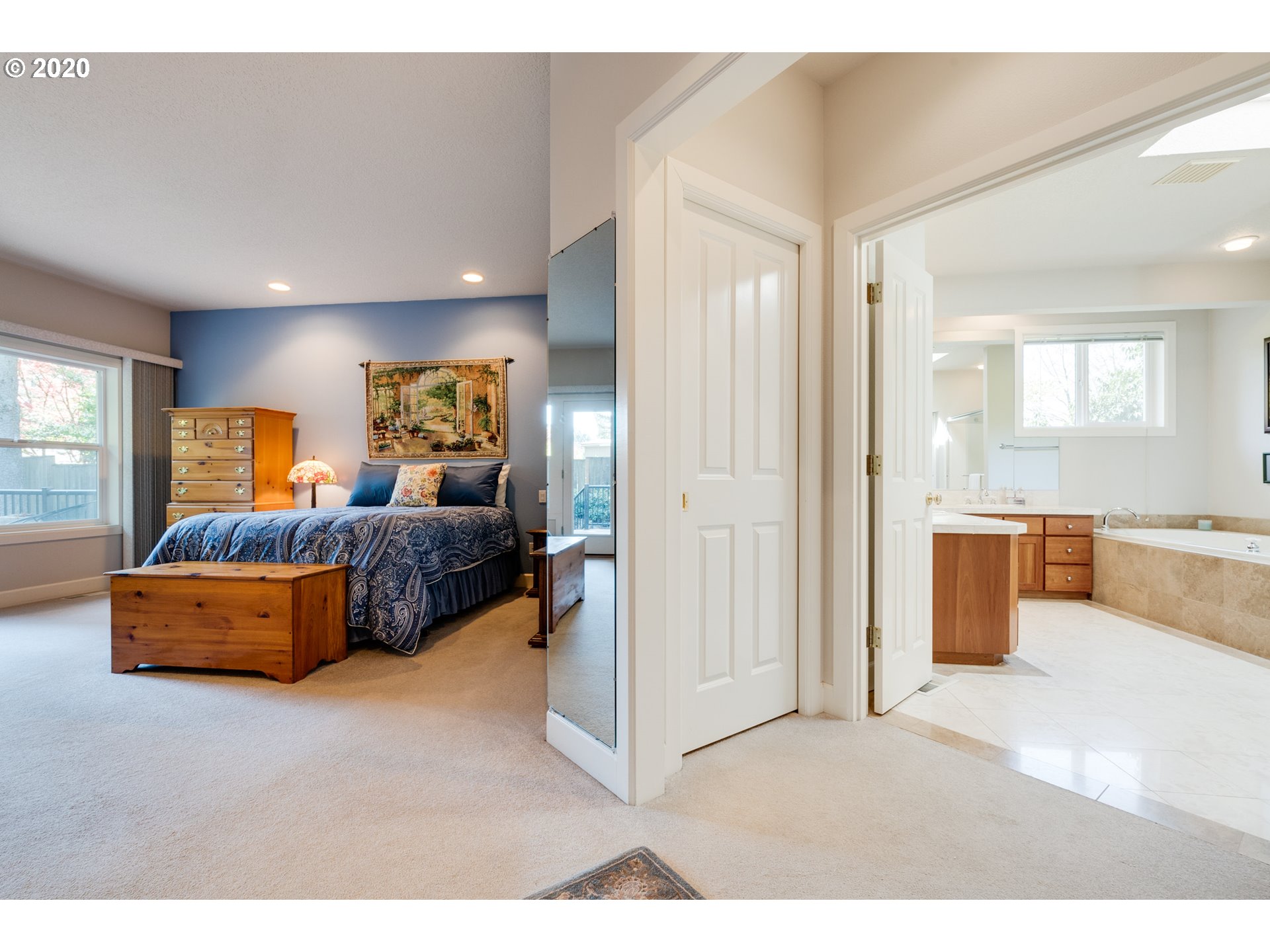 5249 Southwest Dosch Road Portland, OR 97239 - Photo 20 of 32 Gallery Image 20
