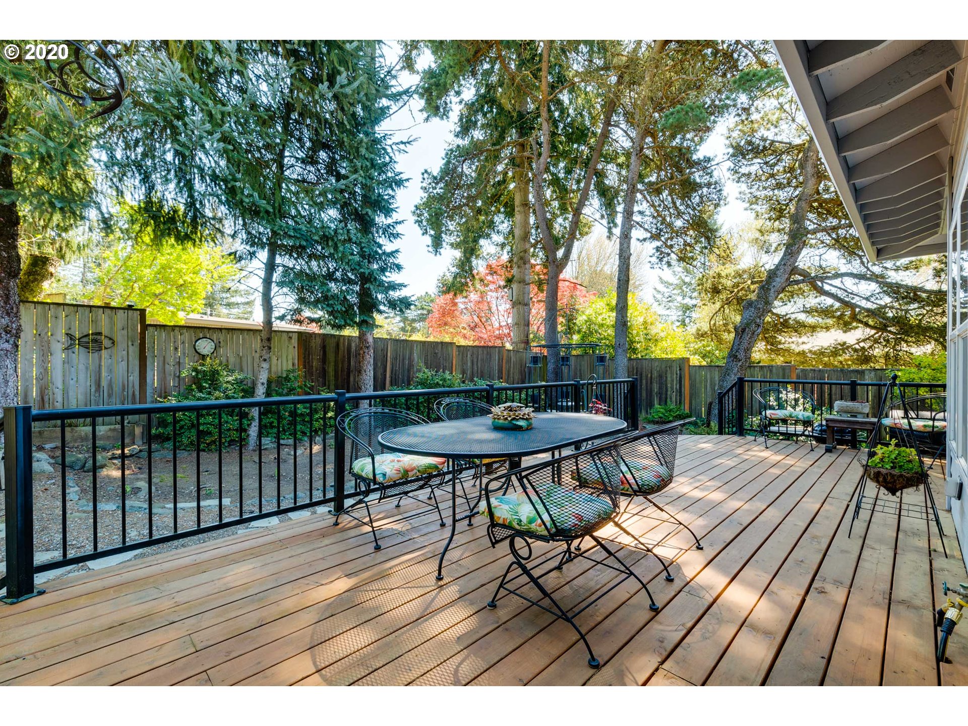 5249 Southwest Dosch Road Portland, OR 97239 - Photo 23 of 32 Gallery Image 23