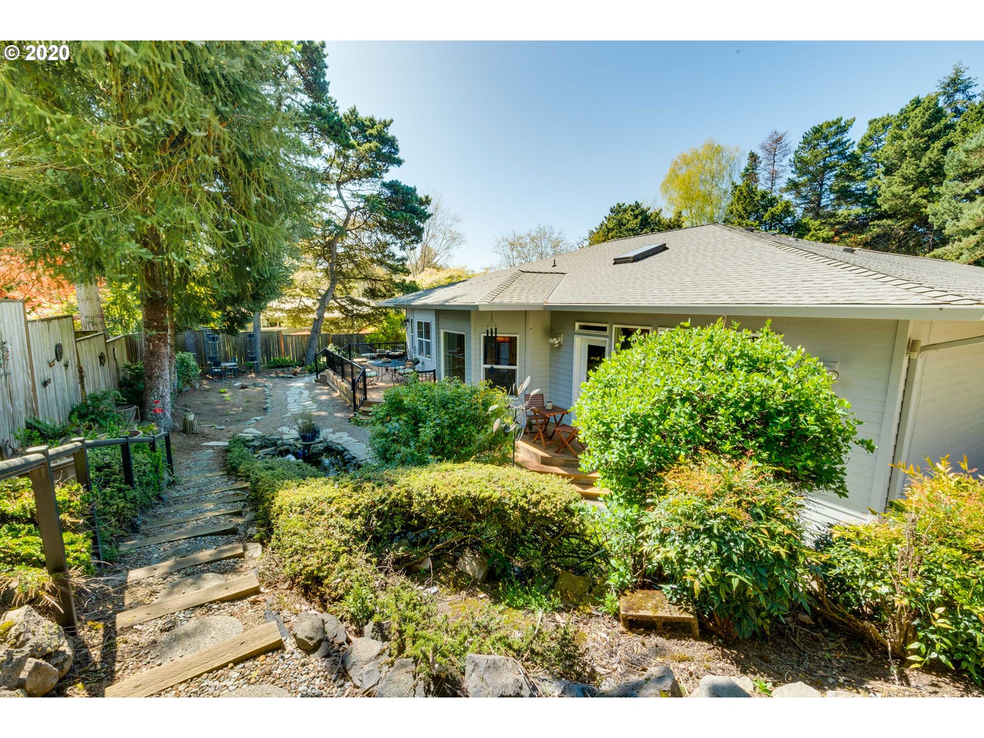 5249 Southwest Dosch Road Portland, OR 97239 - Photo 28 of 32 Gallery Image 28