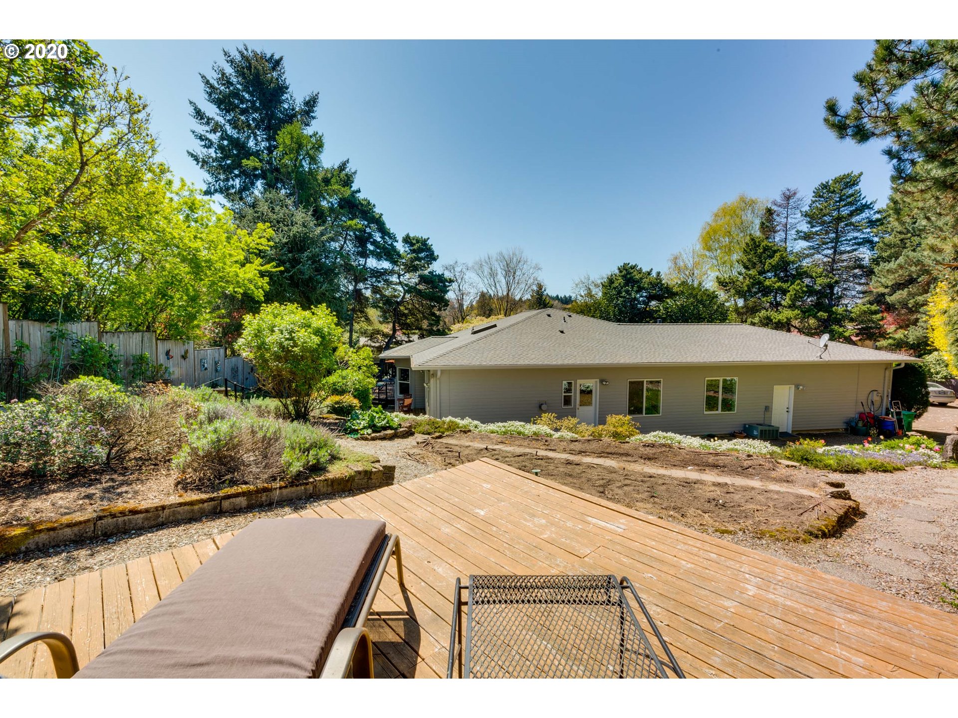 5249 Southwest Dosch Road Portland, OR 97239 - Photo 29 of 32 Gallery Image 29