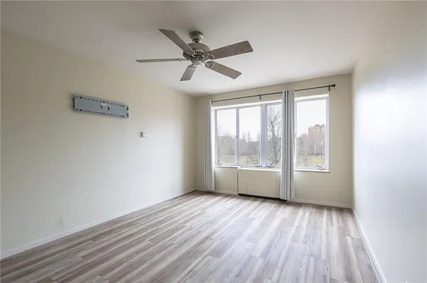 $299,000 | 221 West 48th Street, Unit 803, Kansas City, MO 64112
