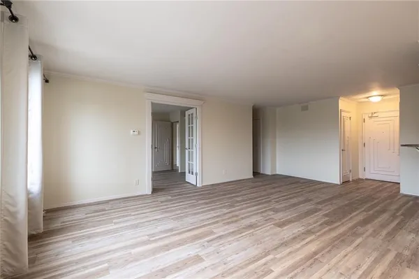 $299,000 | 221 West 48th Street, Unit 803, Kansas City, MO 64112