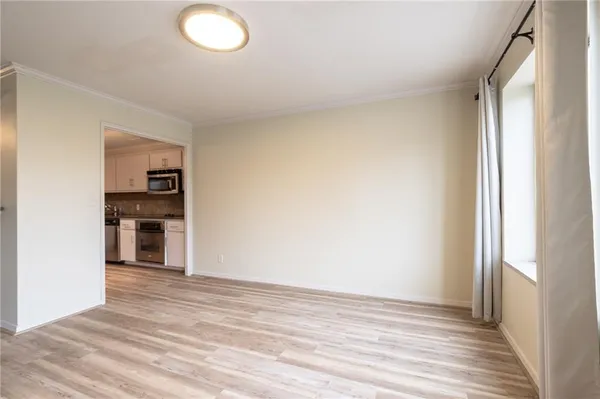$299,000 | 221 West 48th Street, Unit 803, Kansas City, MO 64112