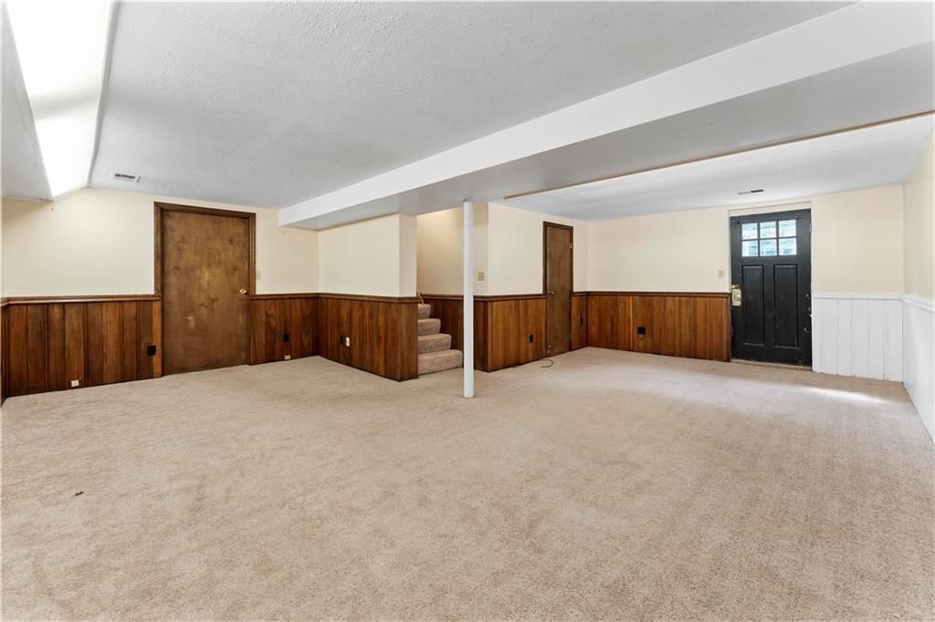 127 Bartley Road Pittsburgh, PA 15241 - Photo 13 of 17 Gallery Image 13