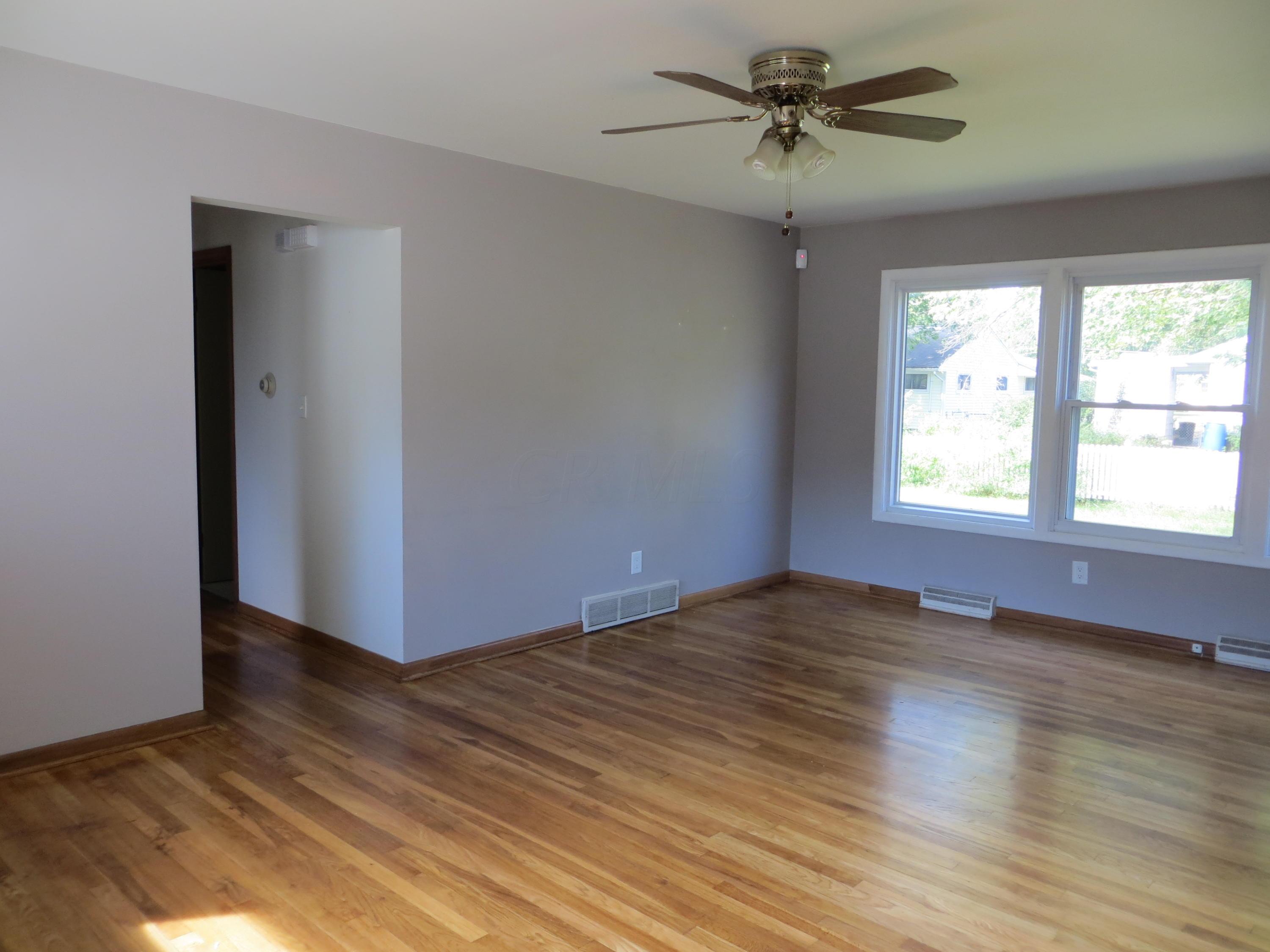 212 Cherrington Road Westerville, OH 43081 - Photo 11 of 38