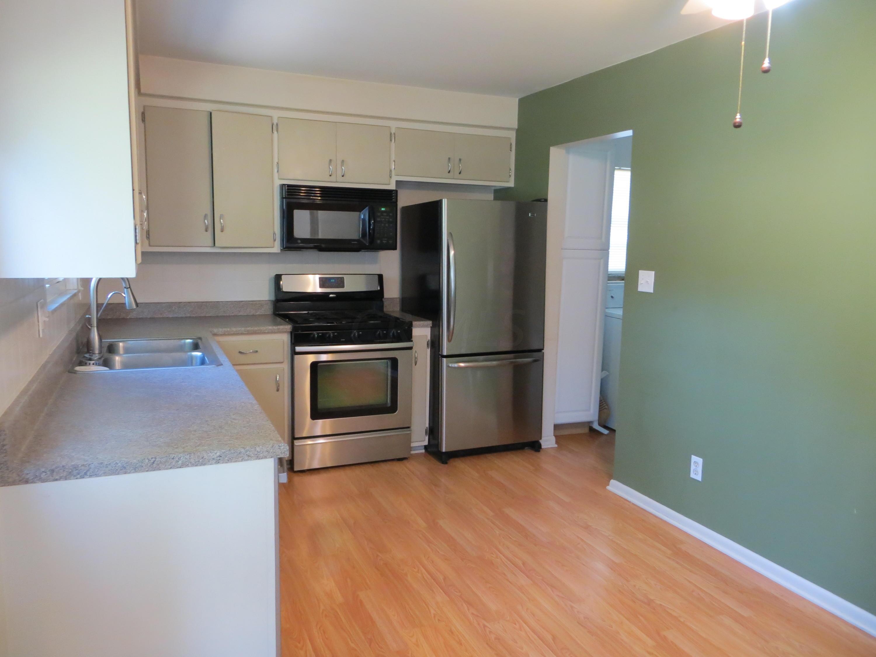 212 Cherrington Road Westerville, OH 43081 - Photo 12 of 38