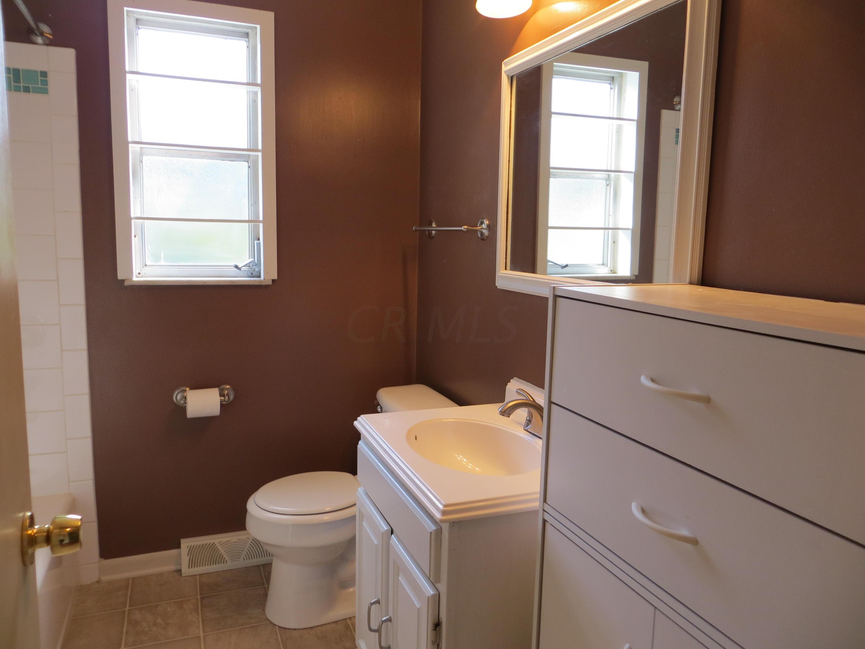 212 Cherrington Road Westerville, OH 43081 - Photo 21 of 38