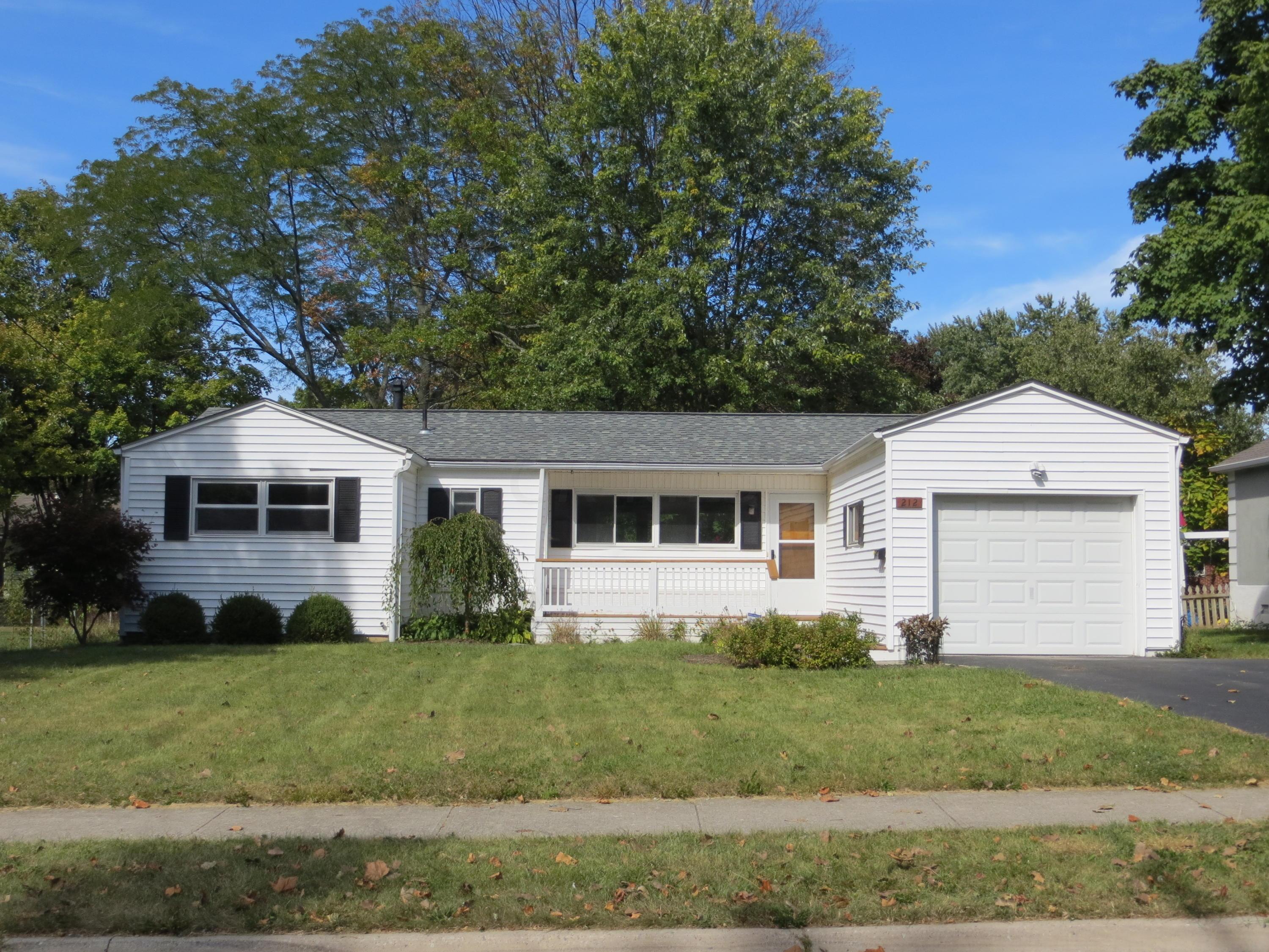 212 Cherrington Road Westerville, OH 43081 - Photo 3 of 38