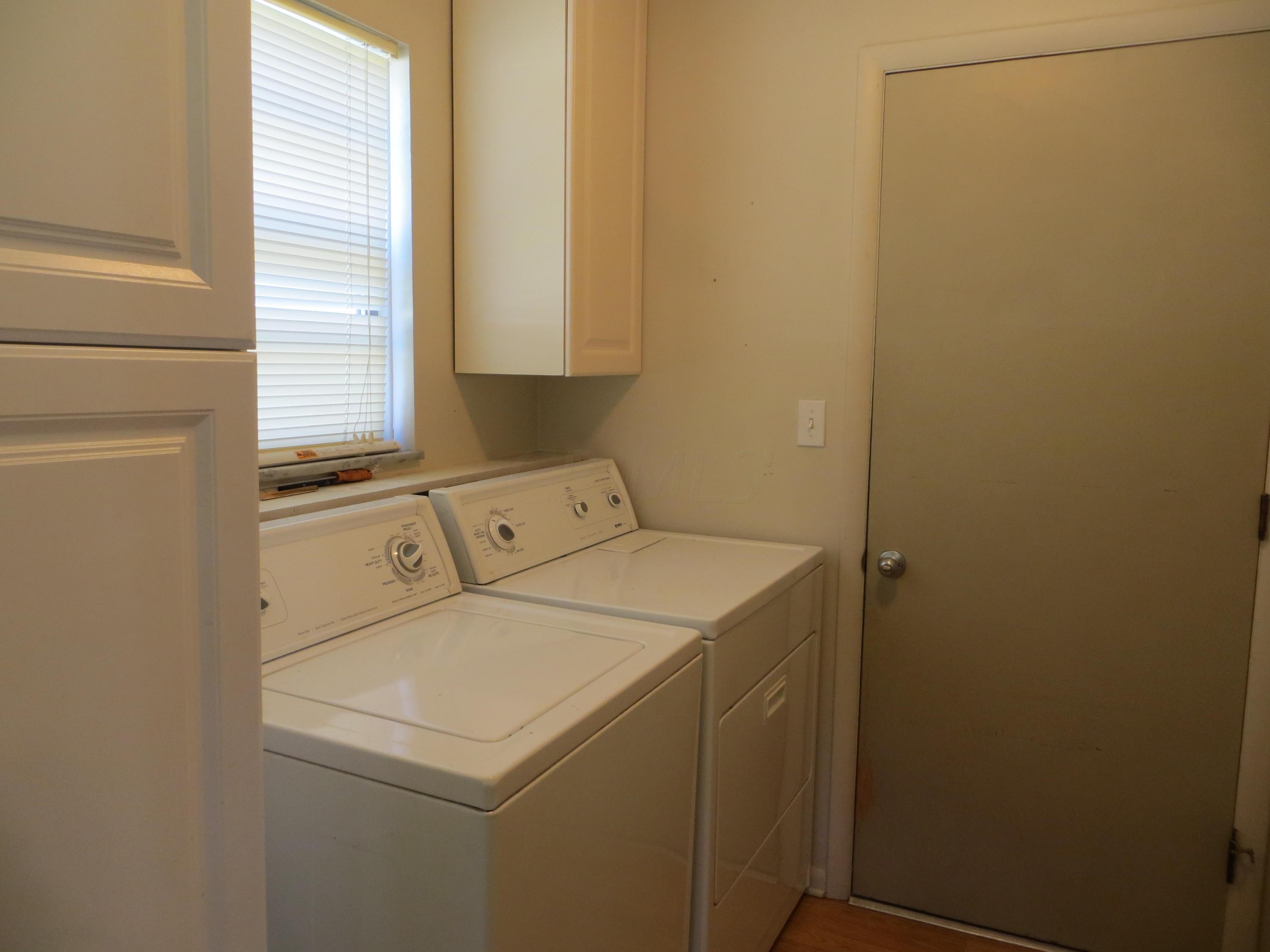 212 Cherrington Road Westerville, OH 43081 - Photo 33 of 38