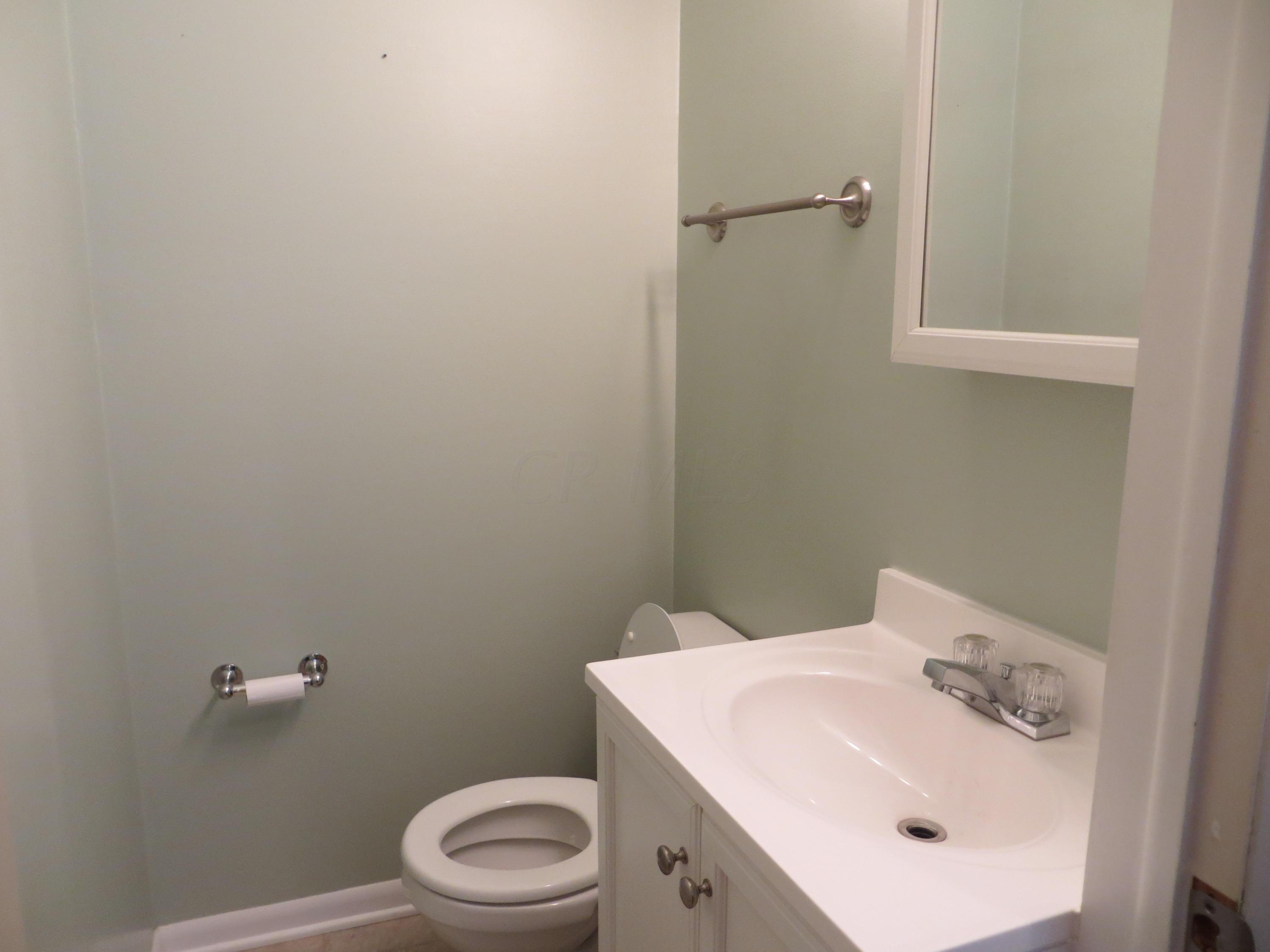 212 Cherrington Road Westerville, OH 43081 - Photo 34 of 38