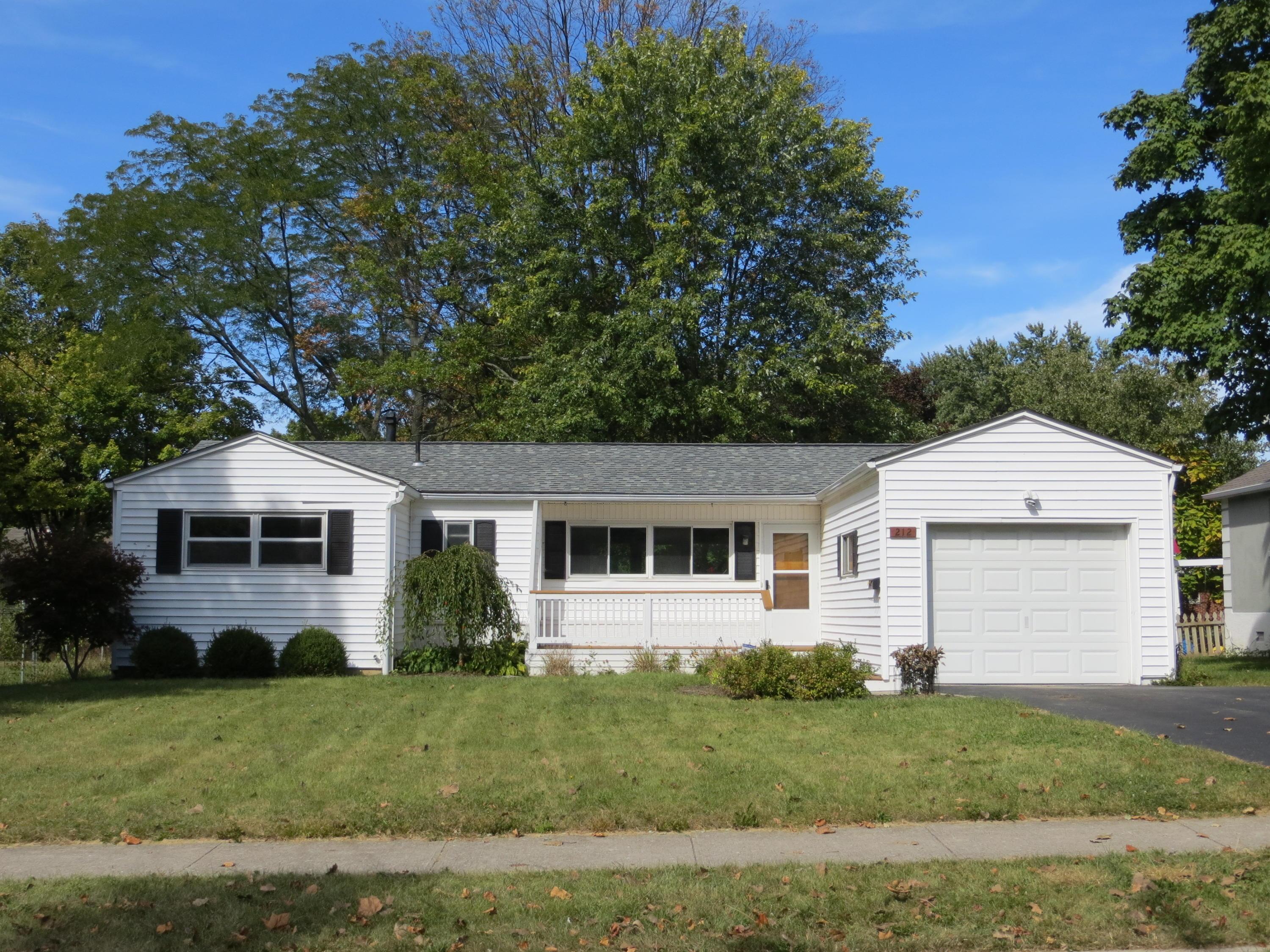 212 Cherrington Road Westerville, OH 43081 - Photo 4 of 38