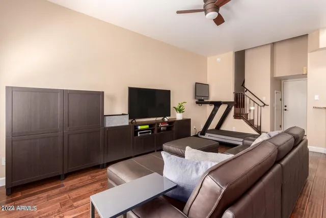 $1,850 | 5015 East Cheyenne Drive, Unit 23, Phoenix, AZ 85044