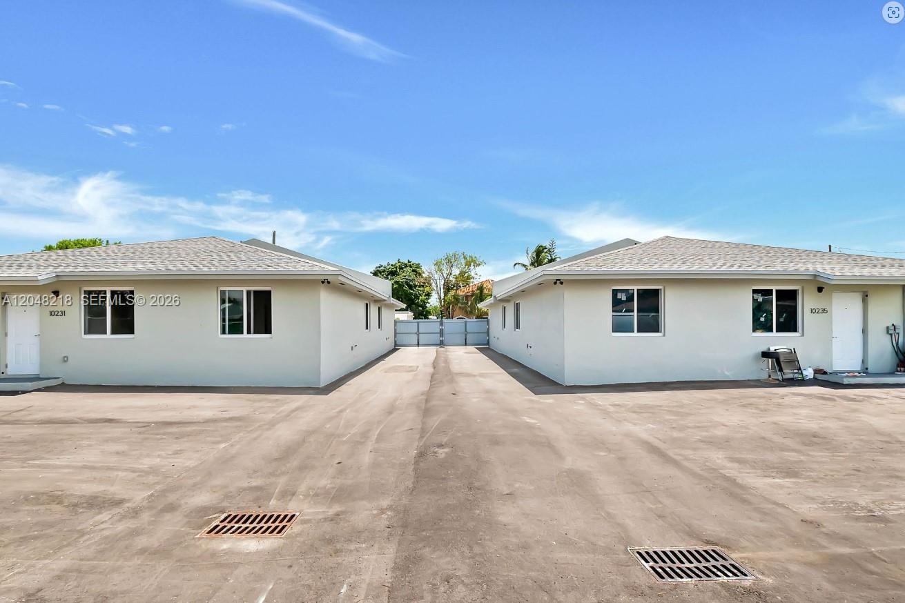 10235 Southwest 173rd Street, Unit 10235 Miami, FL 33157 - Photo 2 of 11