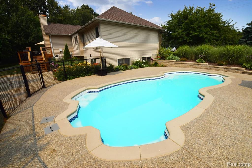 222 Silver Lake Road Linden, MI 48451 - Photo 23 of 26