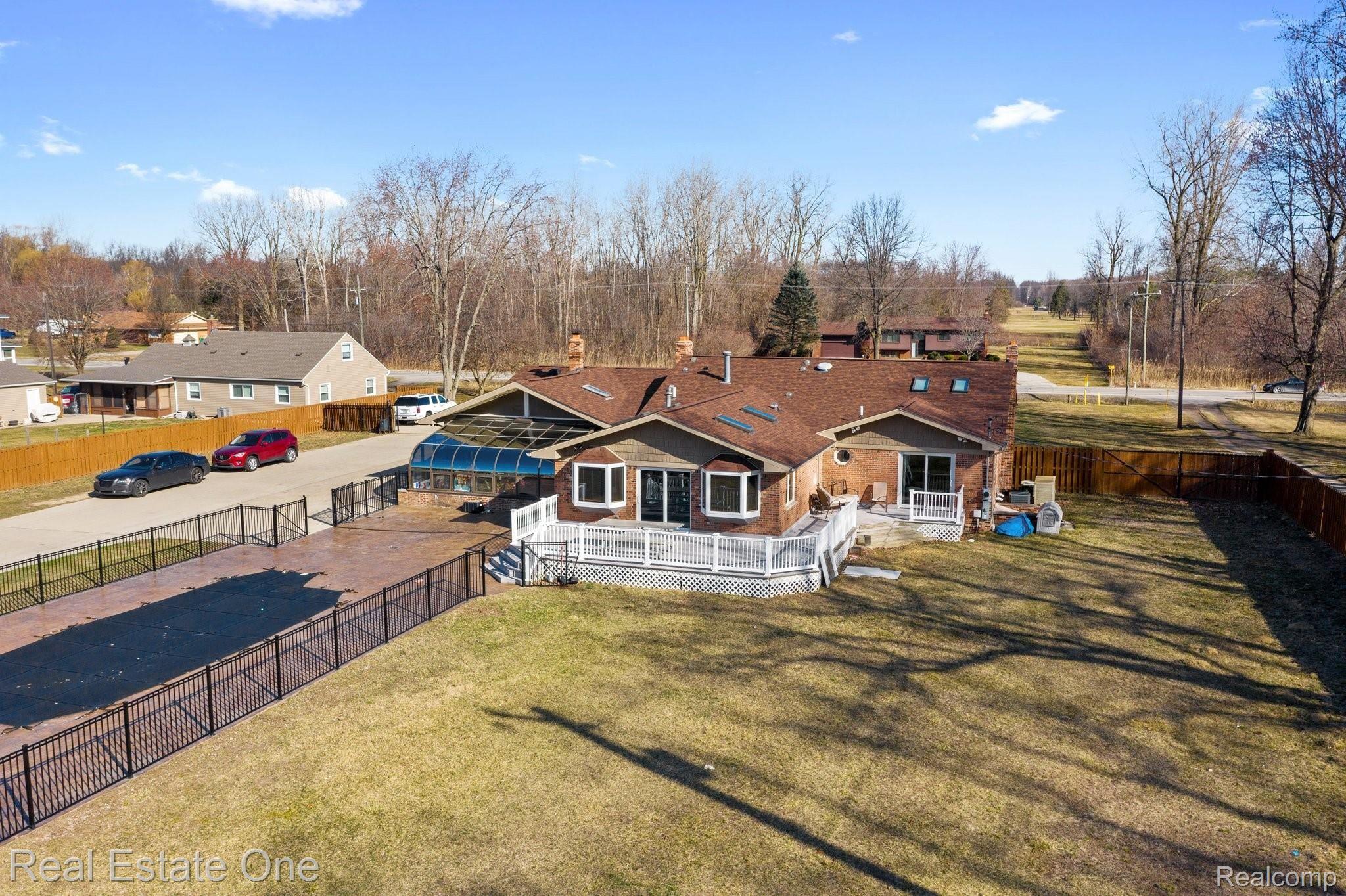 27901 King Road Romulus, MI 48174 - Photo 7 of 52 web_27910 King Rd Romulus - 41.jpg